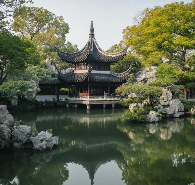 雷波县斑驳餐饮有限公司